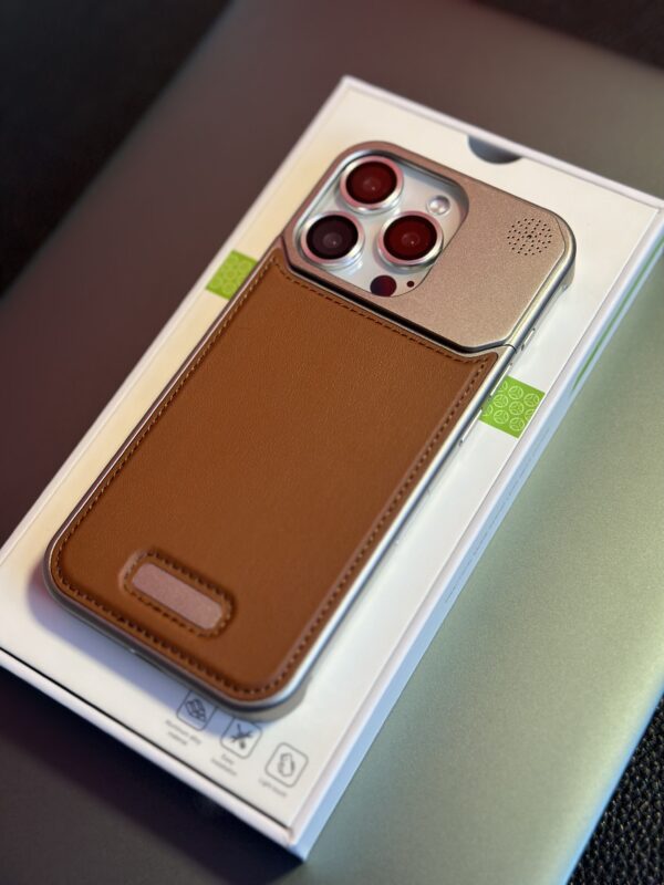 Leather frameless metal aromatherapy magnetic case Sakura sound suitable for Apple mobile phone case - Image 5